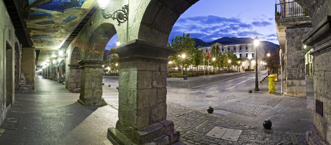 Ciudad De Orduña Eksteriør billede